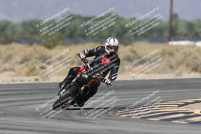 media/Oct-13-2025-Moto Forza (Mon) [[a66d839500]]/3-B Group/Session 3 (Turn 16)/